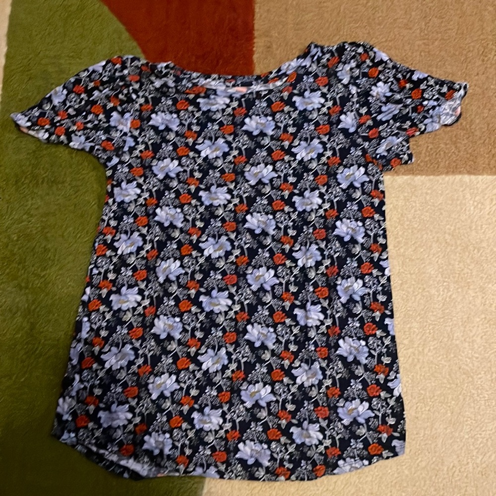 Flowered short sleeve top with ruffled sleeves from Loft.